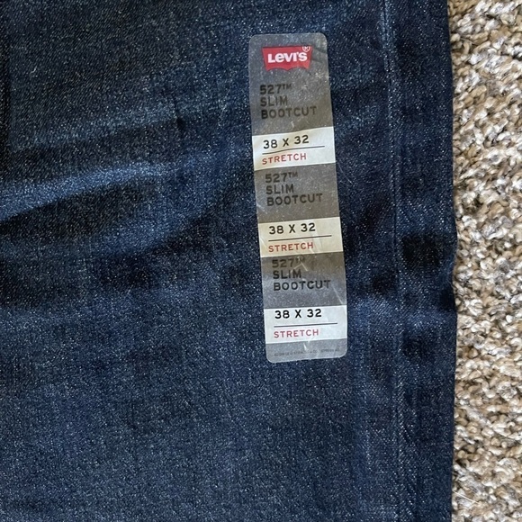 Nwt Levi’s Women’s Slim Bootcut Jeans size 38x32 - Picture 4 of 6